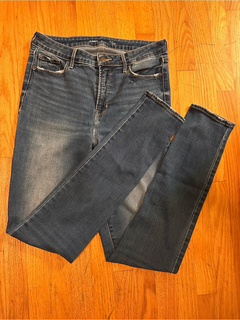 Old Navy Women's Medium Wash Skinny Jeans Size 10 TALL